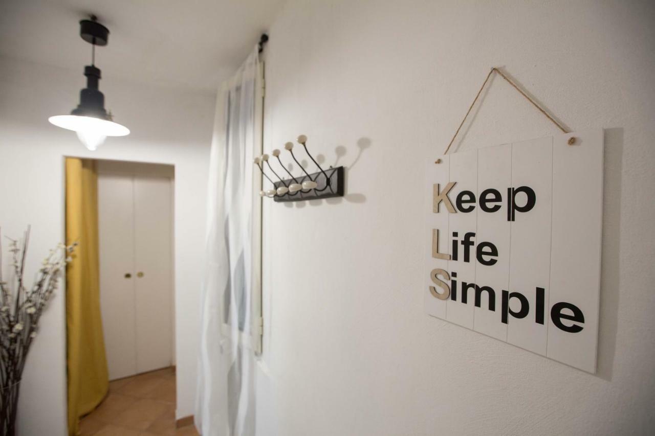 Little Hope 83 By Dimorra Apartment เนเปิลส์ ภายนอก รูปภาพ
